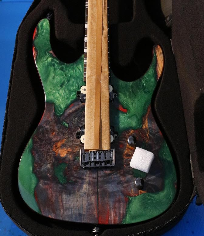 Amazon.com: Leo Jaymz Electric Guitar Hurricane Deluxe See What